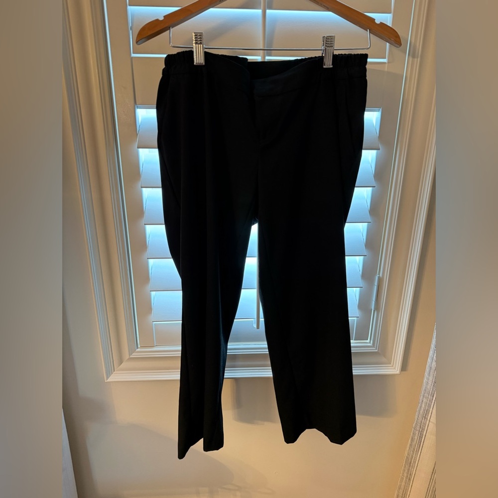 A Pea in the Pod Cropped Maternity Dress Pants